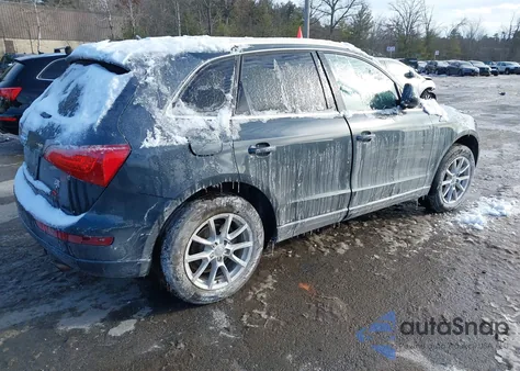 2010 Audi Q5 3.2 Premium из США, поврежденный, VIN WA1LKAFP8AA082812